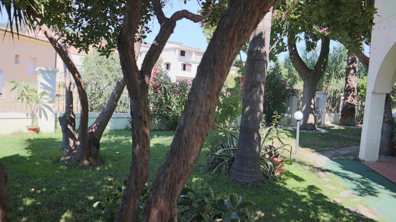 Castelletto Verde Bari Sardo Exterior foto